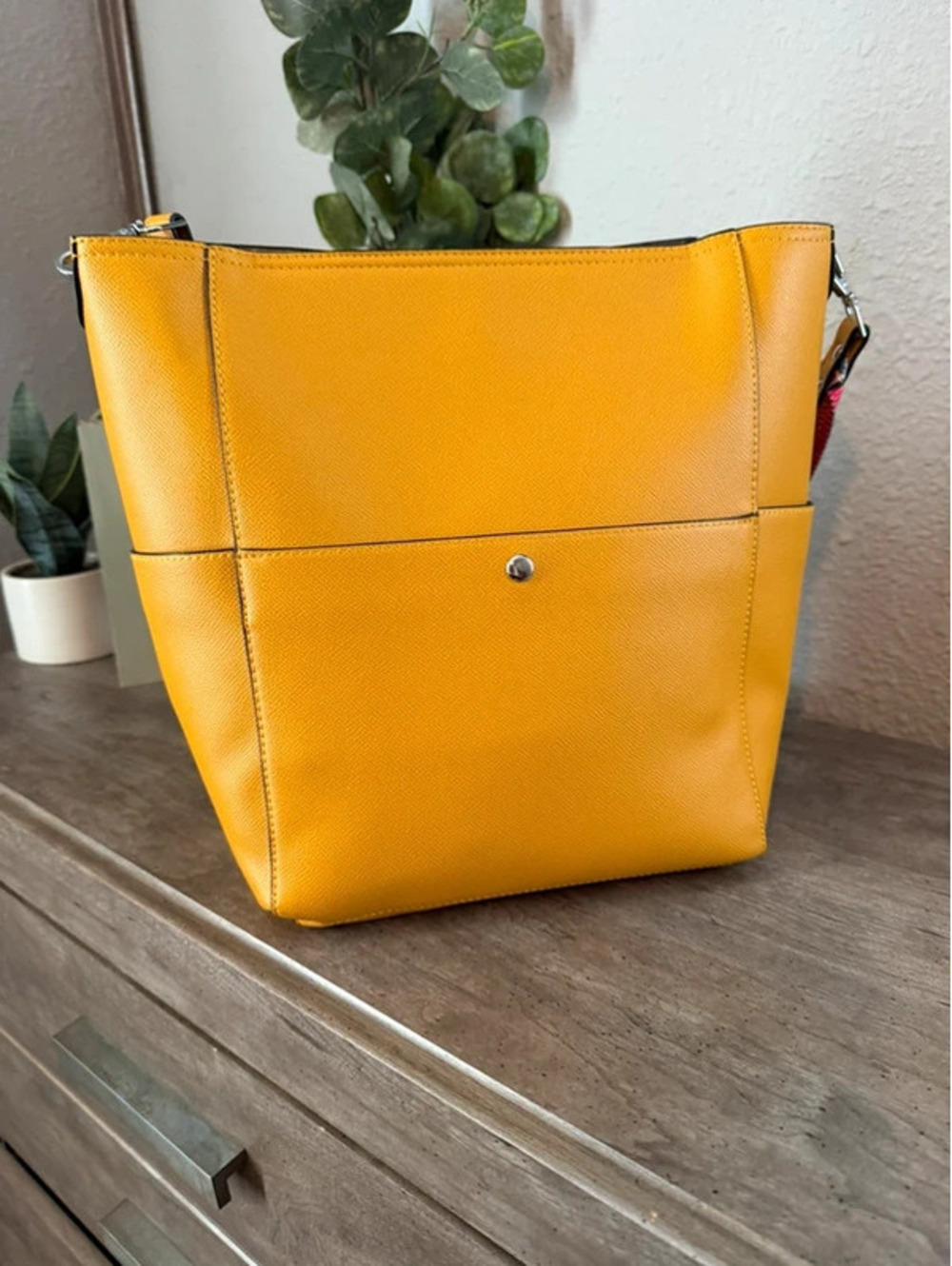 Vegan Leather Purse Shoulder Bag Hobo Bucket Bag - Picture 2 of 4